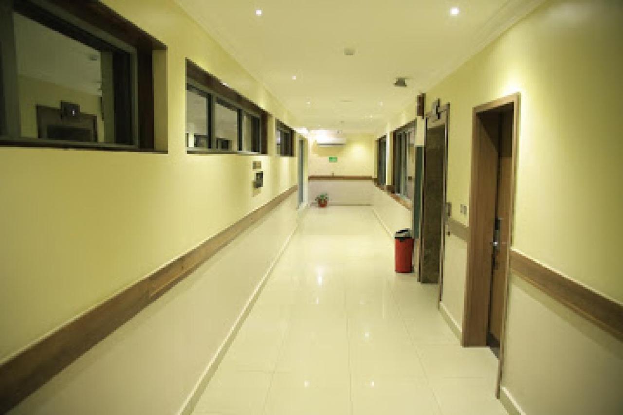 Room In Lodge - Best Western Plus-إبادان المظهر الخارجي الصورة