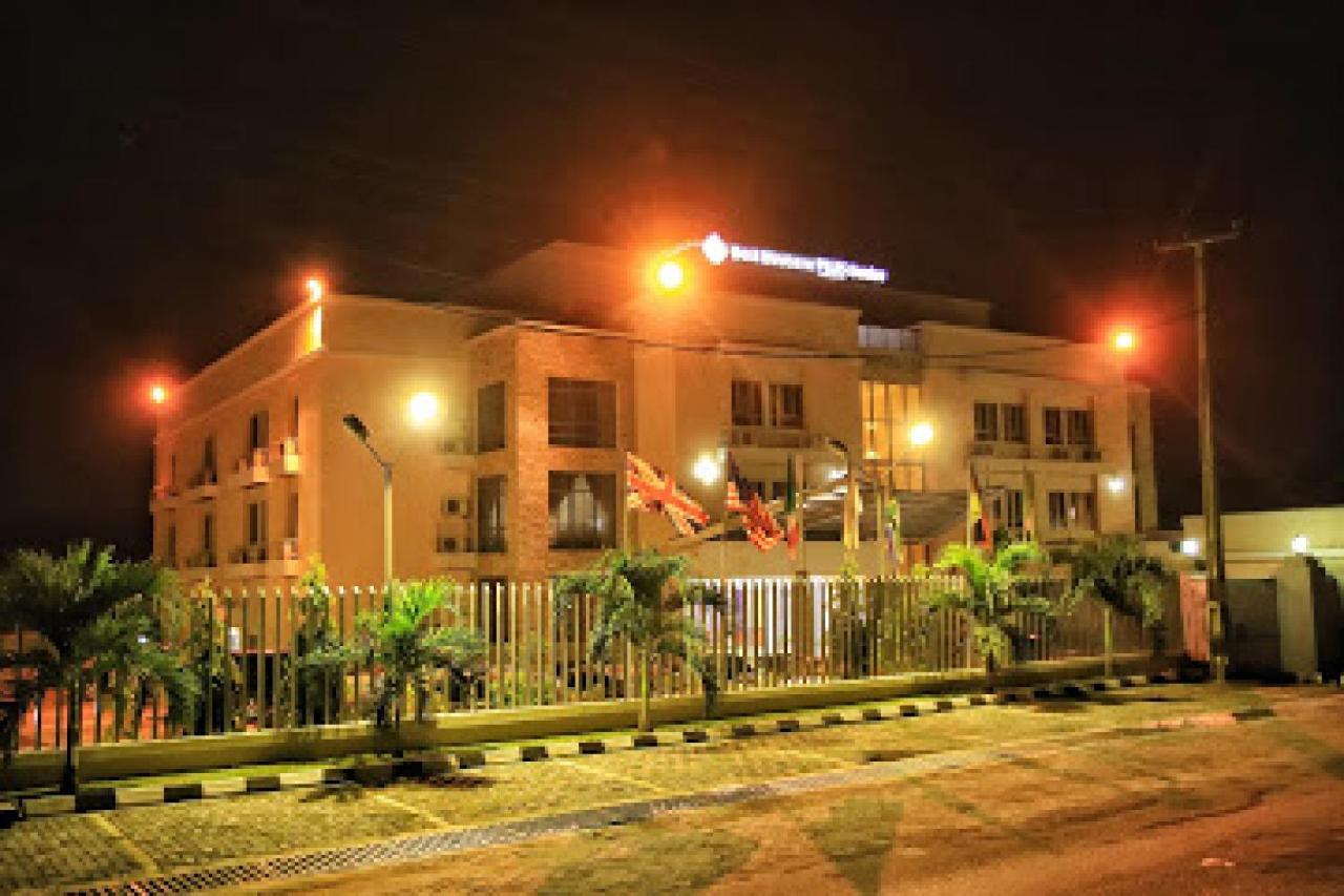 Room In Lodge - Best Western Plus-إبادان المظهر الخارجي الصورة