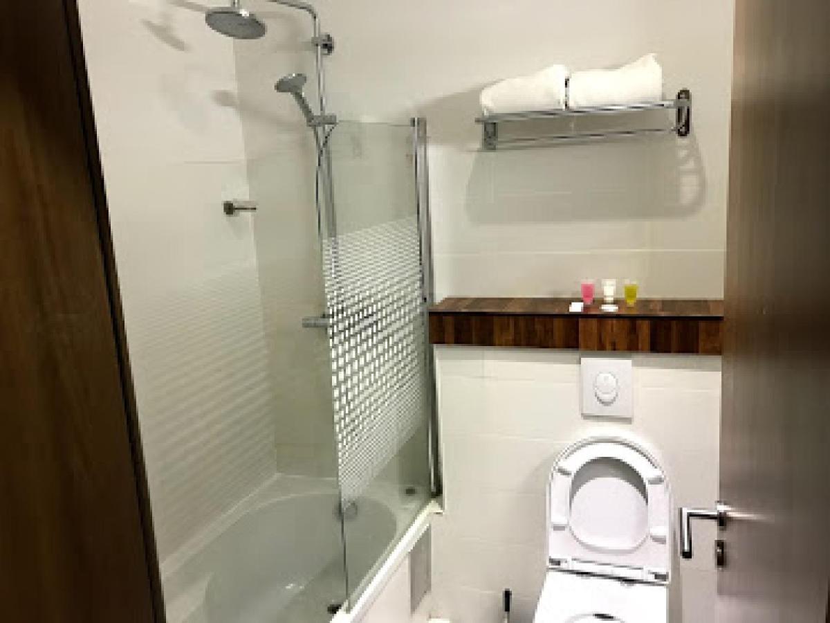 Room In Lodge - Best Western Plus-إبادان المظهر الخارجي الصورة