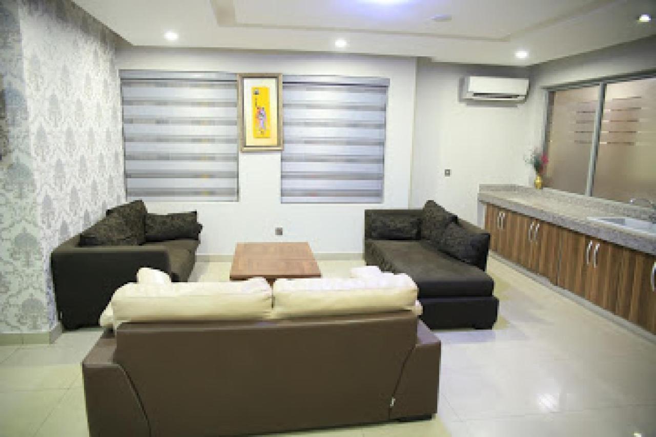 Room In Lodge - Best Western Plus-إبادان المظهر الخارجي الصورة