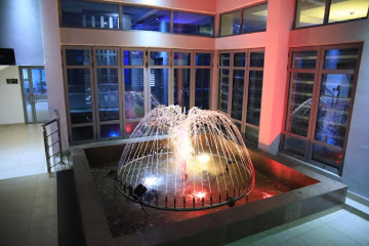 Room In Lodge - Best Western Plus-إبادان المظهر الخارجي الصورة