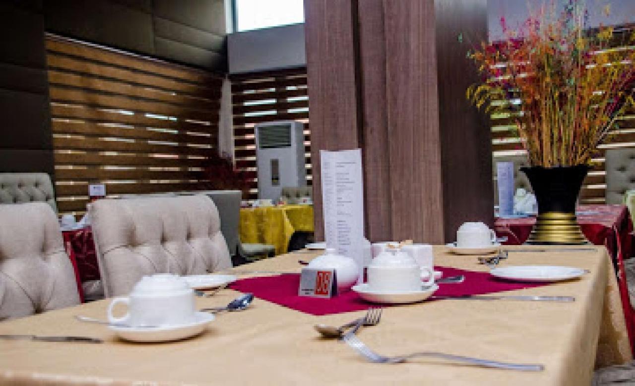 Room In Lodge - Best Western Plus-إبادان المظهر الخارجي الصورة