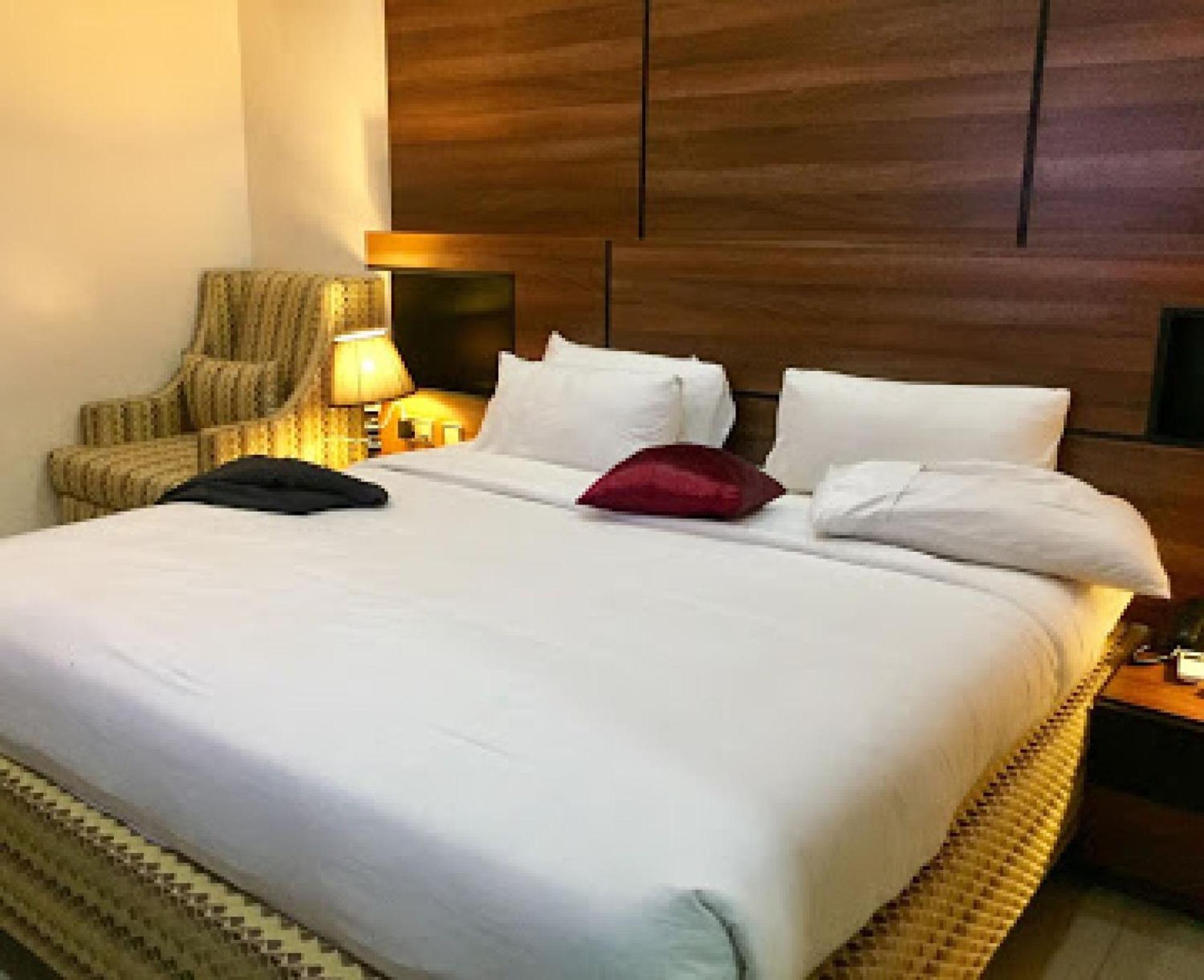 Room In Lodge - Best Western Plus-إبادان المظهر الخارجي الصورة